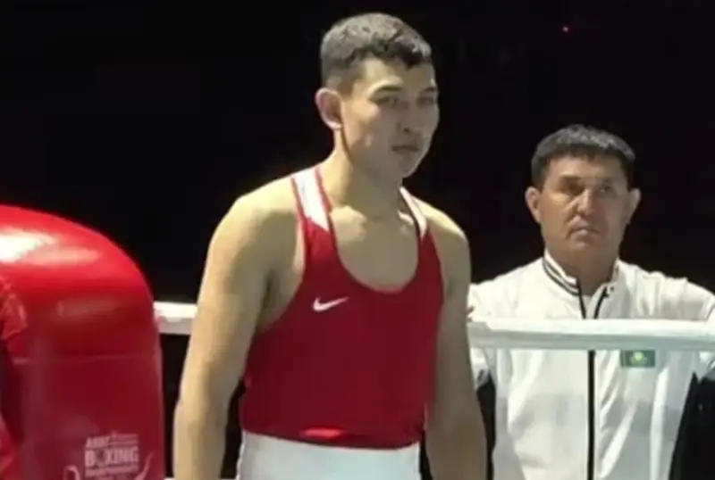 Казахстан получил четвертого финалиста ЧА-2023 до 22 лет по боксу