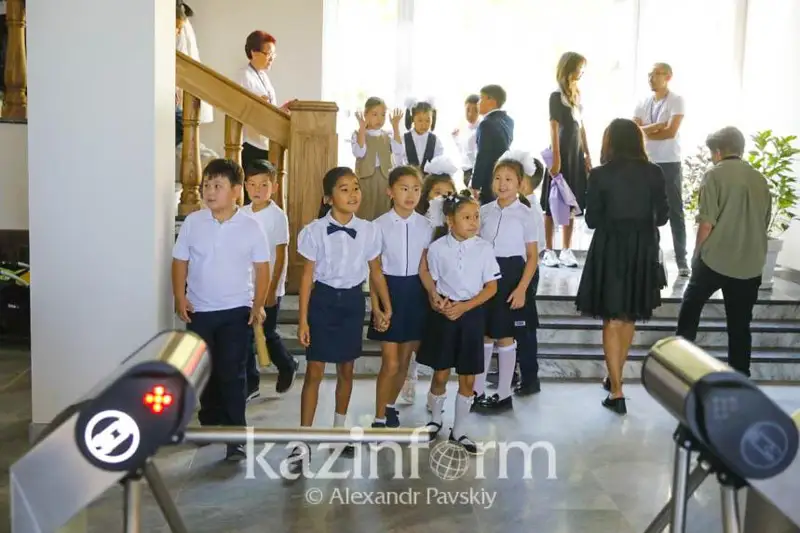 Вопрос охвата школ спецохранными подразделениями не стоит – МВД