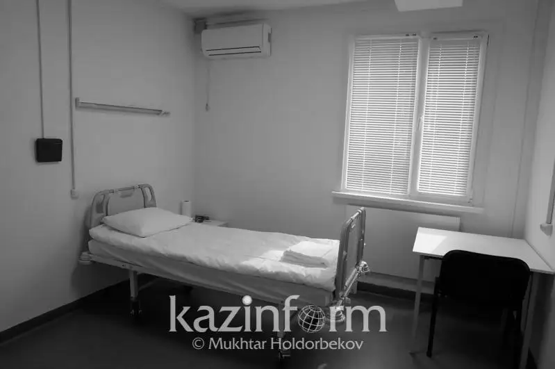 Aqtóbede denesin túgel kúıik shalǵan káriz-sorǵy stansasynyń operatory kóz jumdy