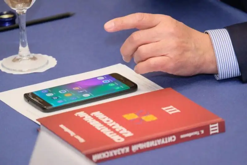 جالعان نامىس پەن جاناشىرلىقتىڭ ارا جىگى