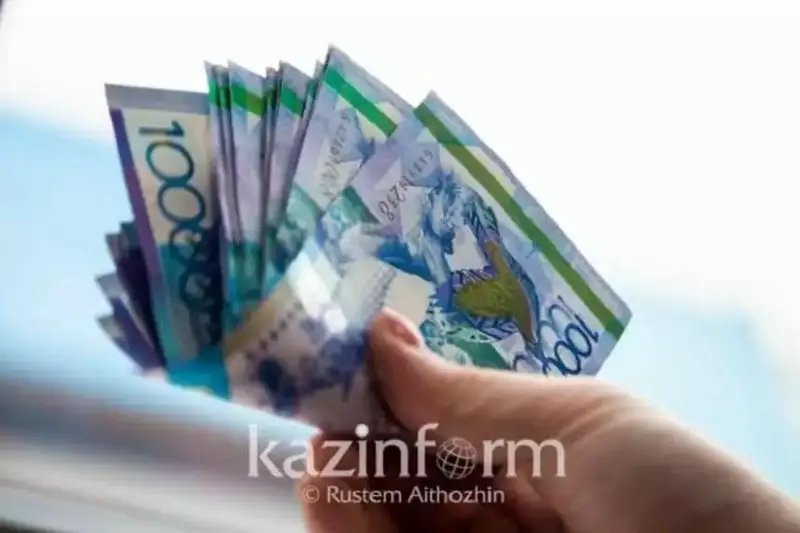 بالا كۇتىمىنە بەرىلەتىن تولەم 1,5 جاسقا دەيىن ۇزارتىلدى