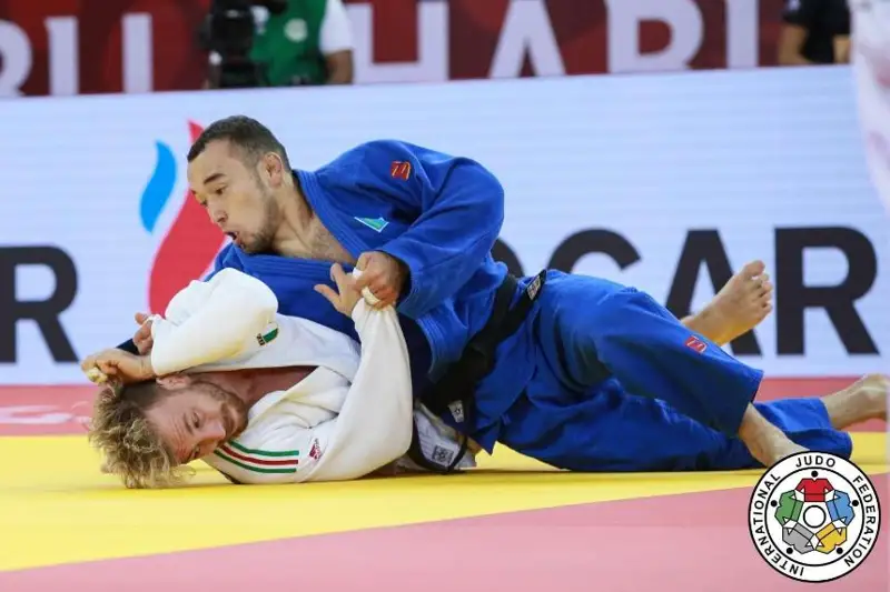 Абылайхан Жубаназар стал вторым на турнире по дзюдо в Тбилиси