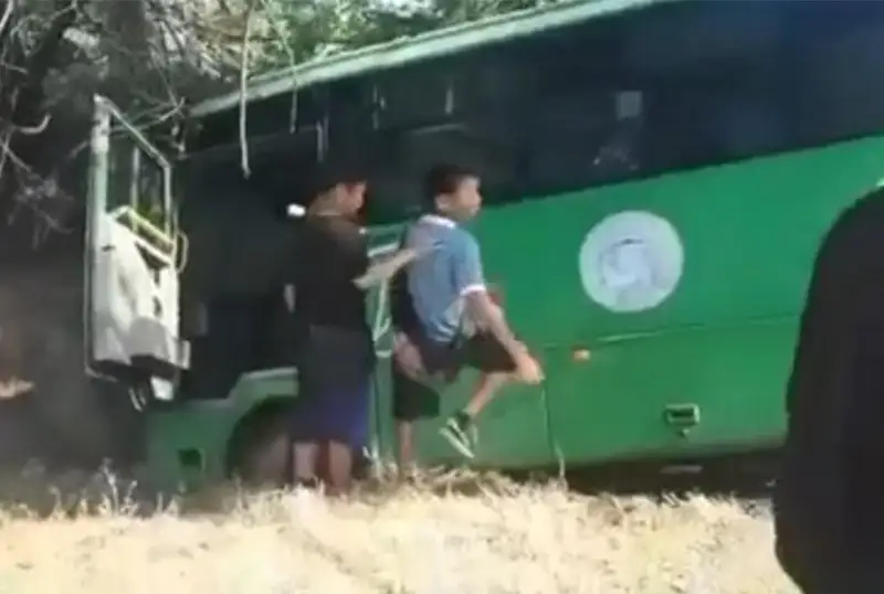 Автобус вылетел в кювет близ Алматы