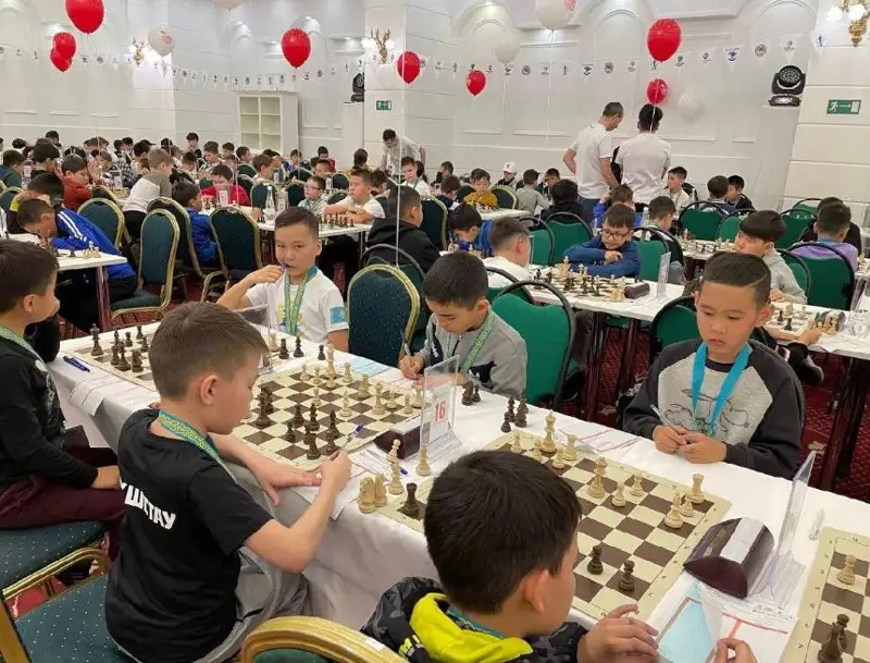 Определились победители чемпионата РК по шахматам среди юниоров