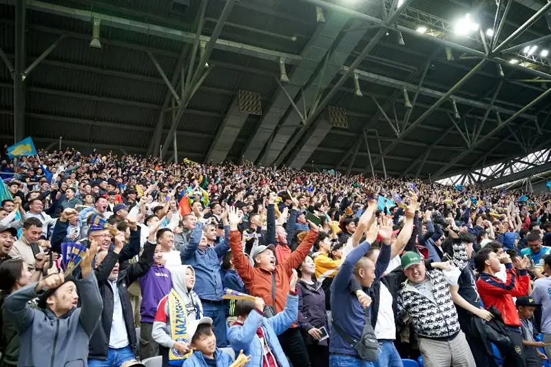 Более 11 тыс. евро заплатит Казахстанская федерация футбола из-за поведения болельщиков