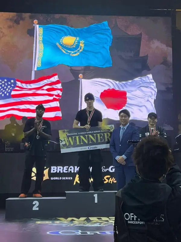 Әмір Закиров Жапонияда өтіп жатқан Breaking for Gold турнирінің жеңімпазы атанды
