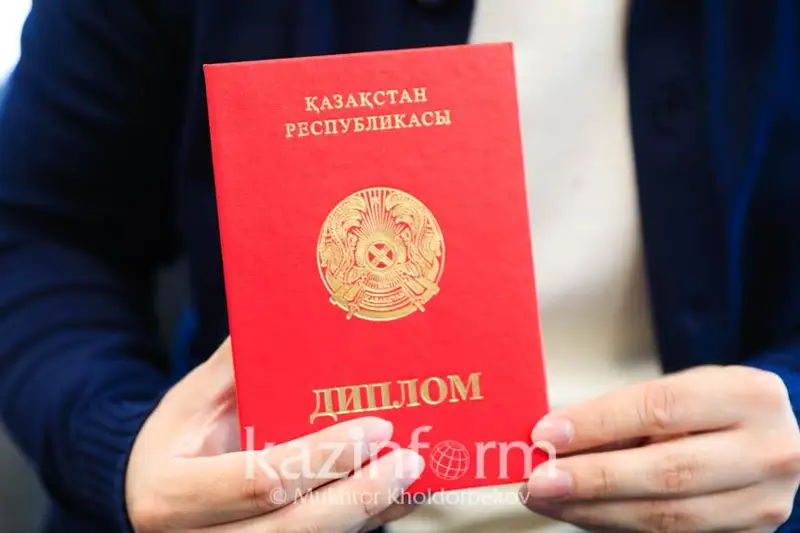 Saýranda balańa dıplom áperemin degen alaıaq aýyl turǵynynan 1,3 mln teńge alǵan