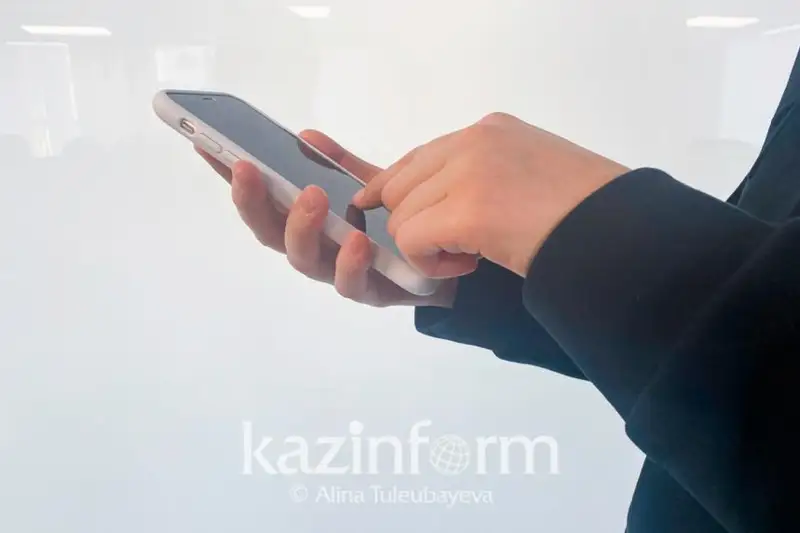 ChatGPT сунъий интеллектга асосланган iOS учун ишга туширилади