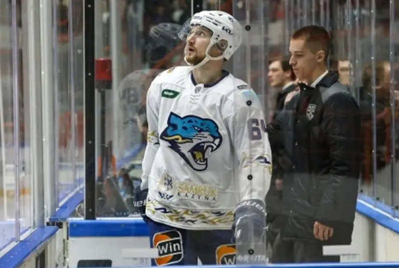 «Барыс» проиграл «Адмиралу» в матче КХЛ