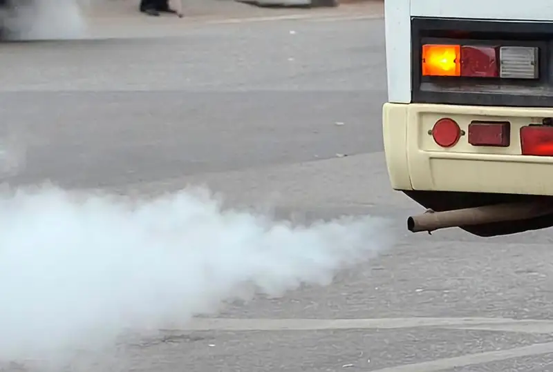 Превышение дымности зарегистрировали у каждого второго проверенного автобуса в СКО