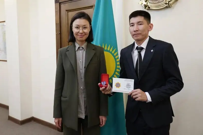 Сотрудников «Семей орманы» наградили за мужество и отвагу при пожаре