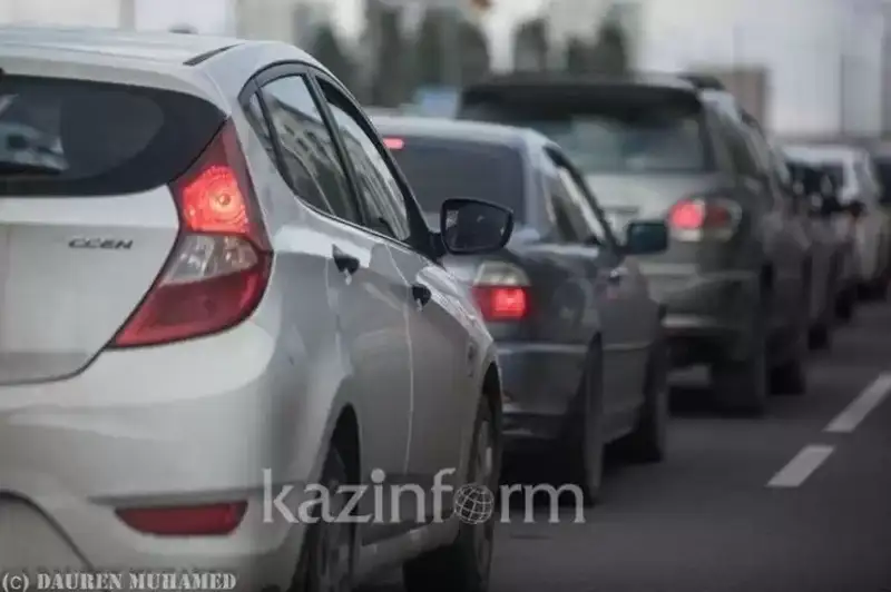 Из-за адмбарьера не мог провезти запчасти через границу предприниматель из СКО