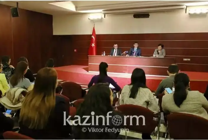 تۇركيا حالقى جەتىم قالعان بالالاردى اسىراپ الۋعا نيەت ءبىلدىردى - ۋفۋك ەكيدجي