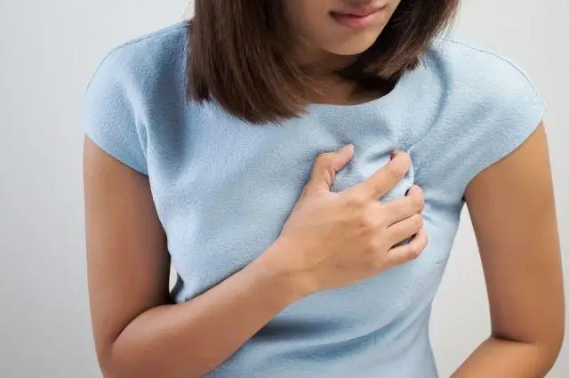 قىتاي عالىمدارى ايەلدەردە قاتەرلى ىسىكتىڭ ءۇش تۇرىنە شالدىعۋ قاۋپىن ارتتىراتىن تانىمال ادەتتى اتادى