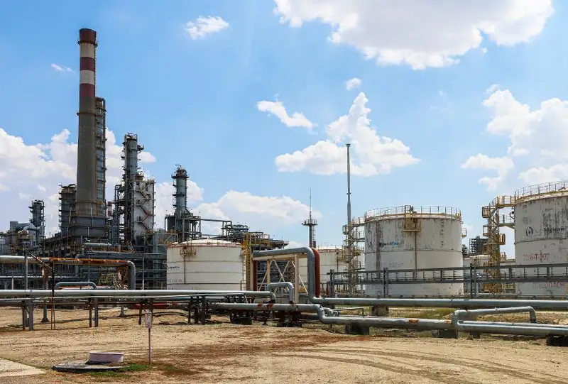 Атырауский НПЗ приступил к отгрузке бензина класса К5