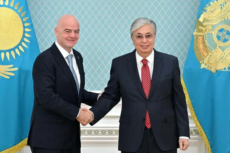 Қасим-Жомарт Тоқаев FIFA президенти Жанни Инфантинони қабул қилди