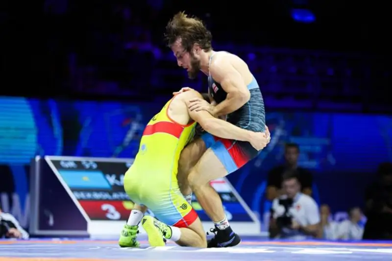 Диас Кален завоевал серебряную медаль чемпионата Азии по борьбе в Астане