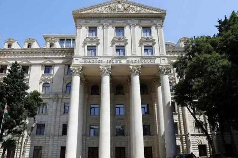 Азербайджан объявил 4 сотрудников посольства Ирана персонами нон грата