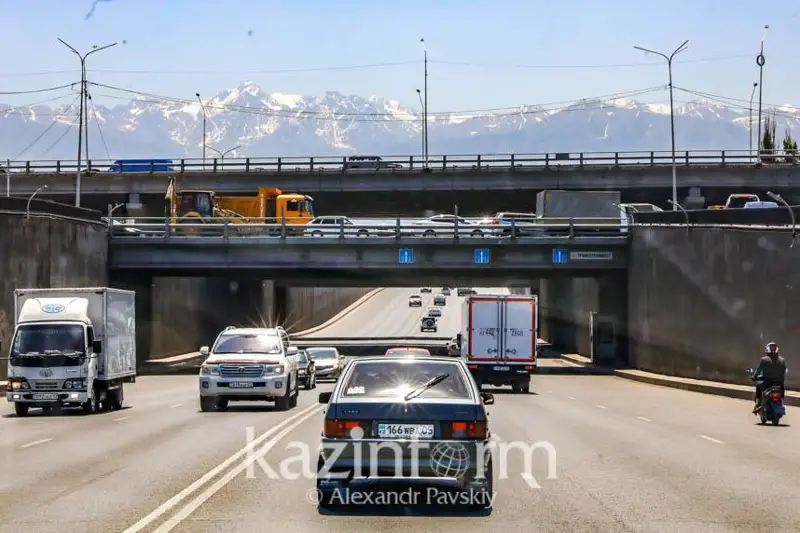 Ремонт западной стороны проспекта Саина в Алматы завершен, движение открыто
