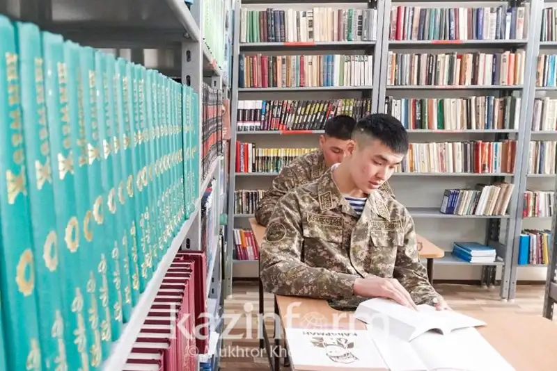 اسكەري مىندەتىن وتكەرگەندەر قورعانىس مينيسترلىگىنىڭ وقۋ ورىندارىنا ەمتيحانسىز قابىلدانادى