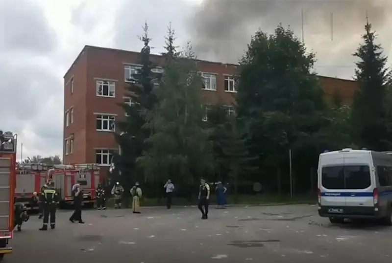 رەسەيدە زاۋىتتا جارىلىس بولىپ، 40 قا جۋىق ادام زارداپ شەكتى