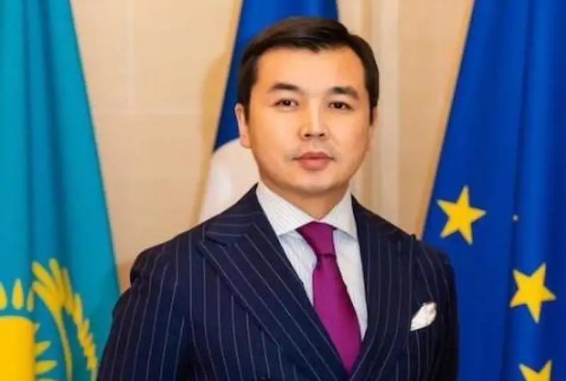 Определены лучшие госслужащие Казахстана