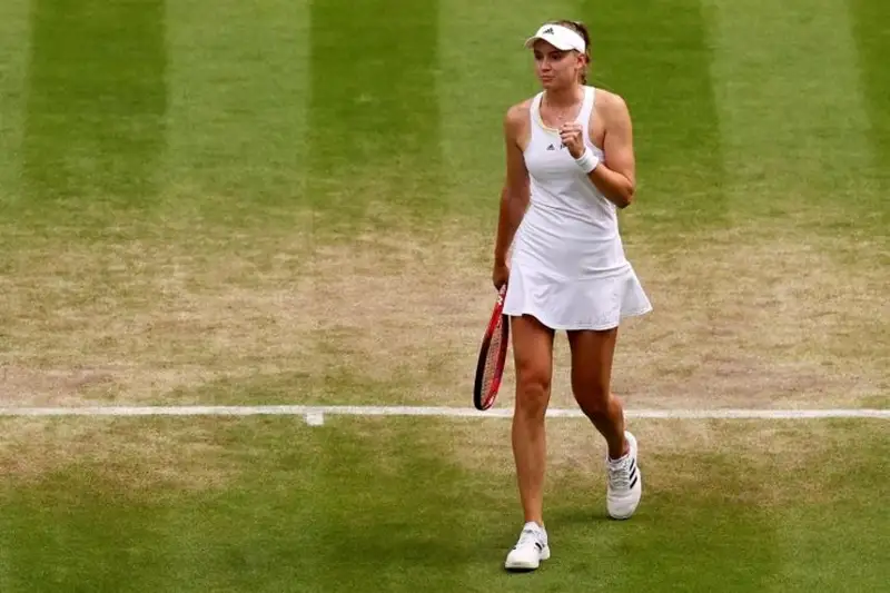 Елена Рыбакина сыграет с француженкой Ализе Корне на Уимблдоне