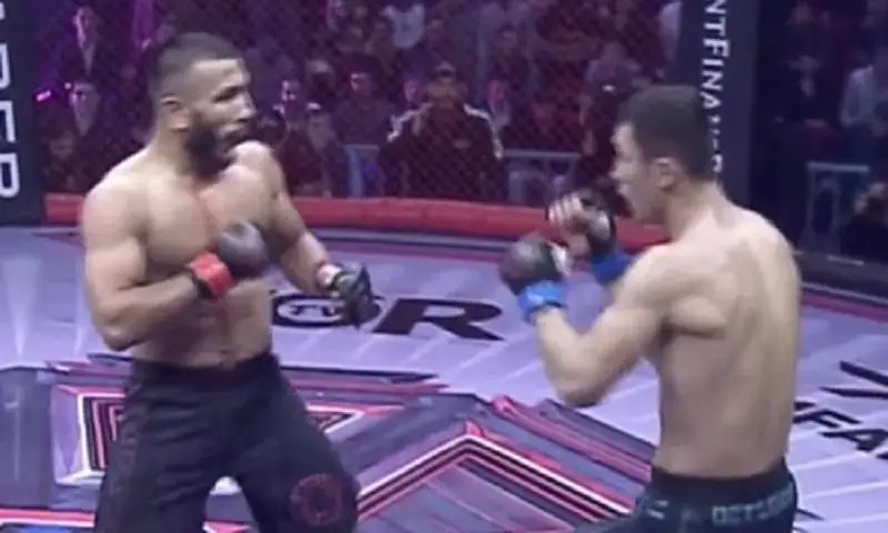 Казахстанский боец проиграл представителю Узбекистана на турнире в Ташкенте