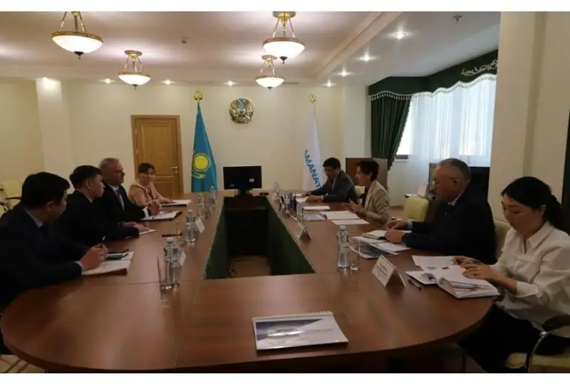 Тамара Дуйсенова обсудила с руководством ТШО вопросы трудоустройства высвобождаемых сотрудников