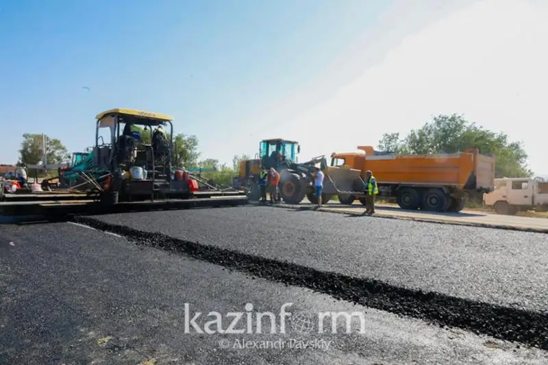 Отставание от графика ремонта автодорог – причины назвали в КазАвтоЖол
