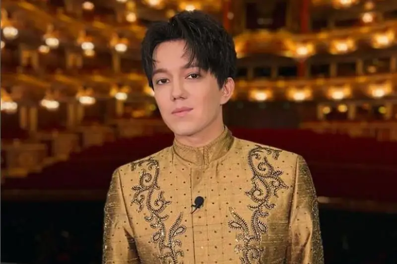 ديماش قىتاي تەلەارناسىنا سۇحبات بەردى