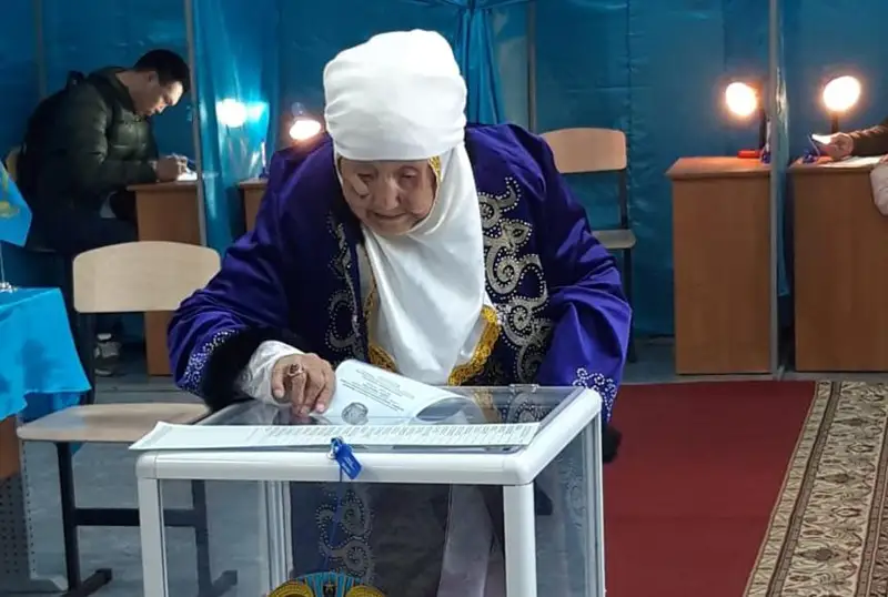 107 jastaǵy keıýana: Elimizdegi saıası naýqannan meniń de qalys qalǵym kelmedi