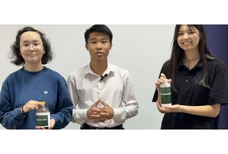 Атираулик ўқувчилар шампуннинг янги турини яратдилар