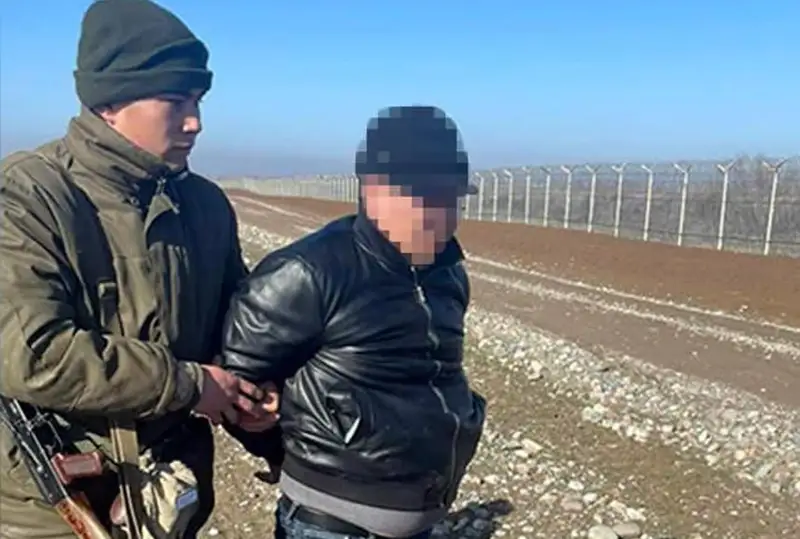 Разыскиваемых за преступления казахстанцев задержали сотрудники КНБ