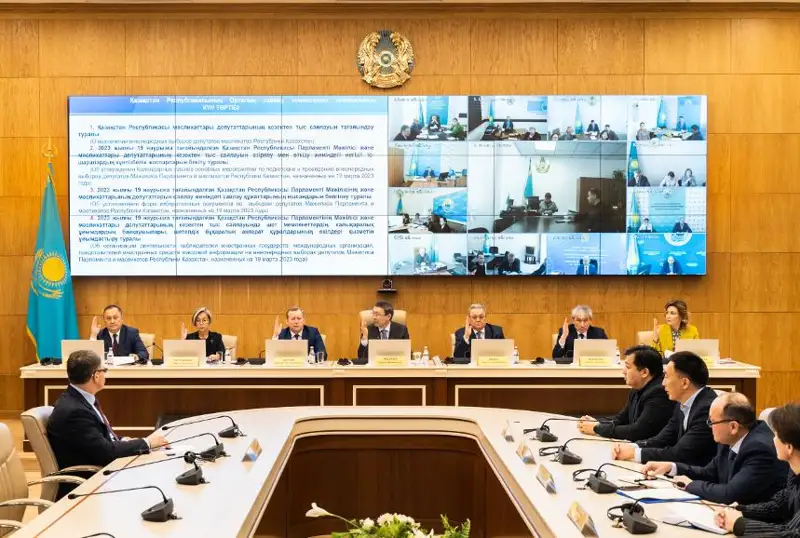 Bir mandattyq okrýgter boıynsha saılaý eldegi saıası mádenıetti arttyrýdyń mańyzdy faktory – QR OSK