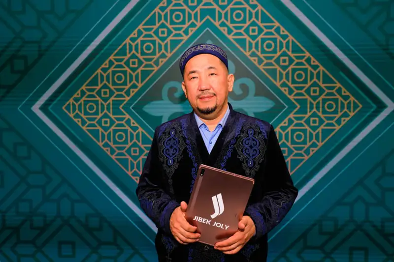 نۇرلان يمام قاسىم-جومارت توقايەۆتىڭ جازۋىنا ءتانتى بولدى