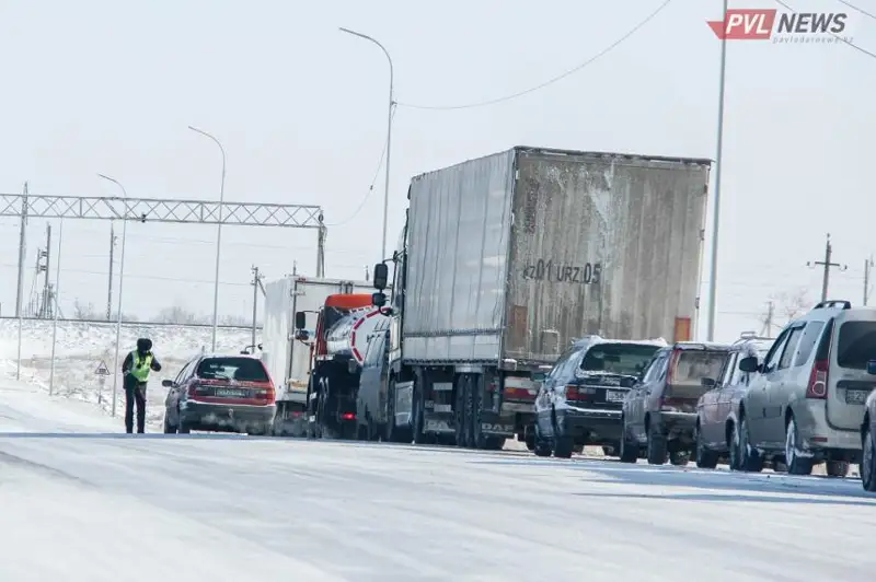 Pavlodar oblysynda jolda turyp qalǵan adamdar sany 500-den asty