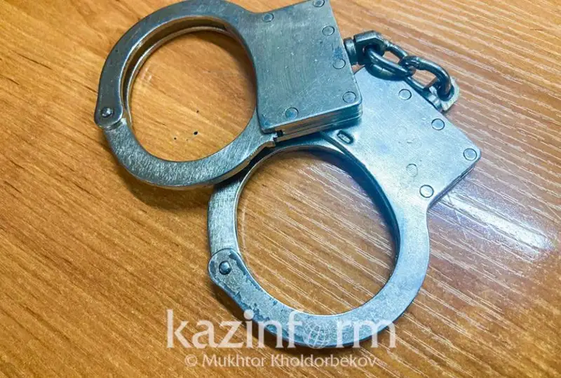 رەسەيدە ىزدەۋدە جۇرگەن قىلمىسكەر ايەل قازاقستان شەكاراسىندا ۇستالدى