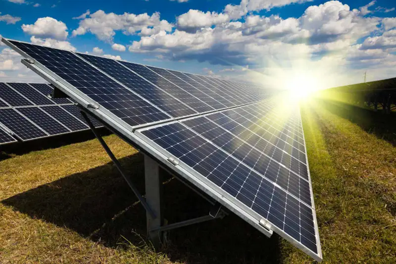 Qazaqstan men Qyrǵyzstan birlesip kún elektr stansasyn salyp jatyr