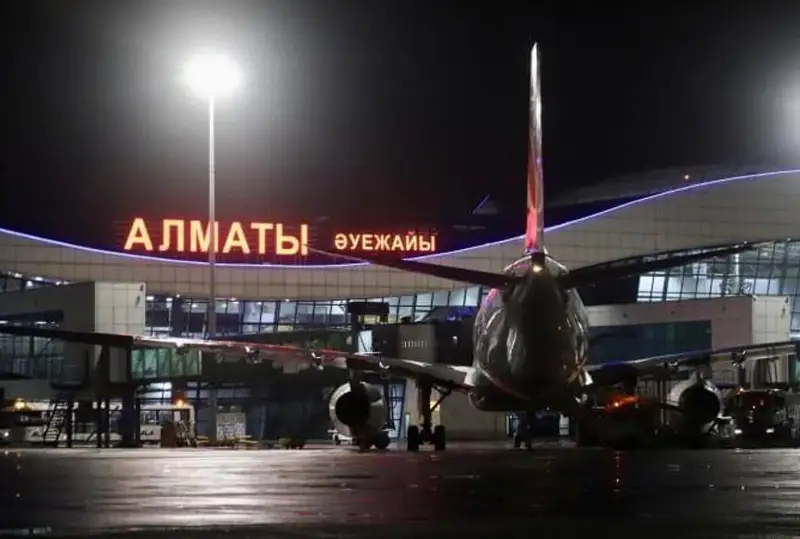 Четырех граждан КНР сняли с авиарейса в аэропорту Алматы