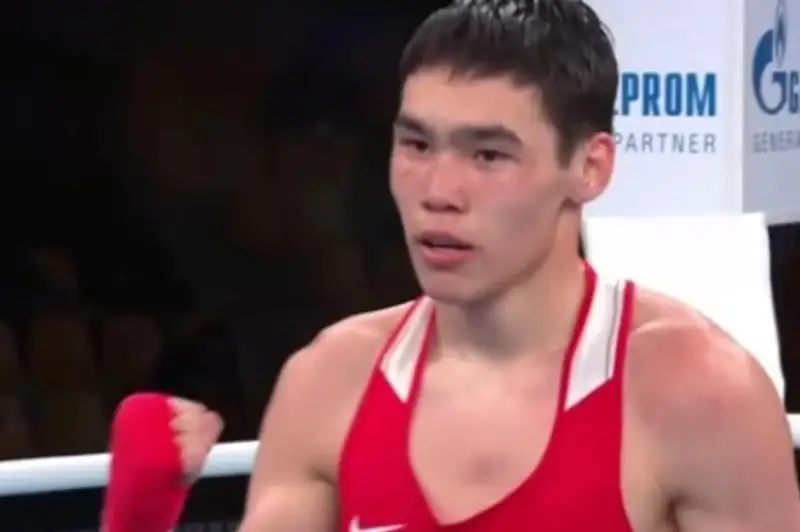 Сабыржан Аккалыков  вышел в полуфинал ЧА-2023 до 22 лет по боксу