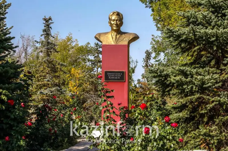 Almaty oblysynda aýyl saıabaǵyna Dinmuhamed Qonaevtyń esimi berilmek
