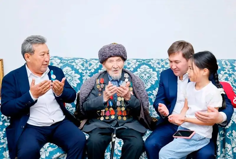 Shymkentte «Qyzyl juldyz» ordeniniń ıegeri turady