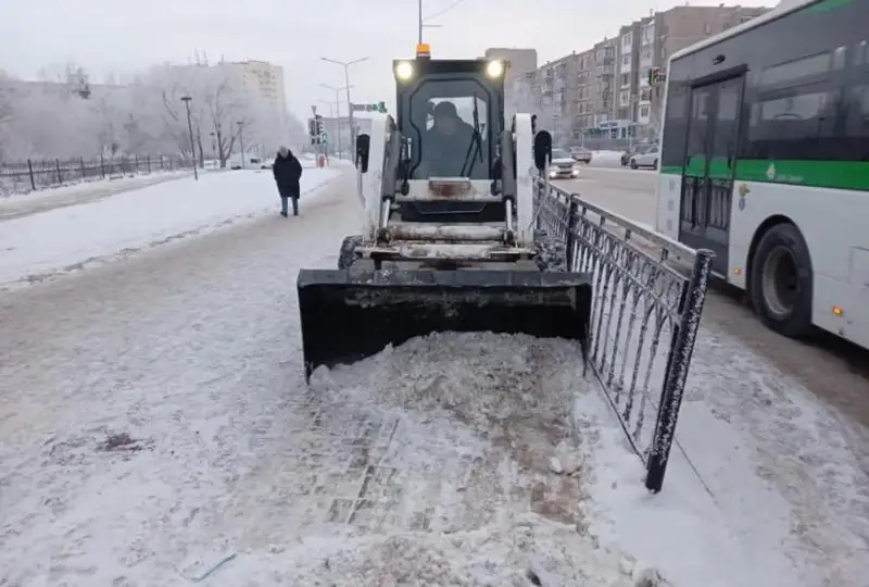 Более 2,6 млн кубометров снега вывезли из столицы с начала зимы