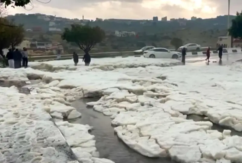 Снег выпал в Саудовской Аравии