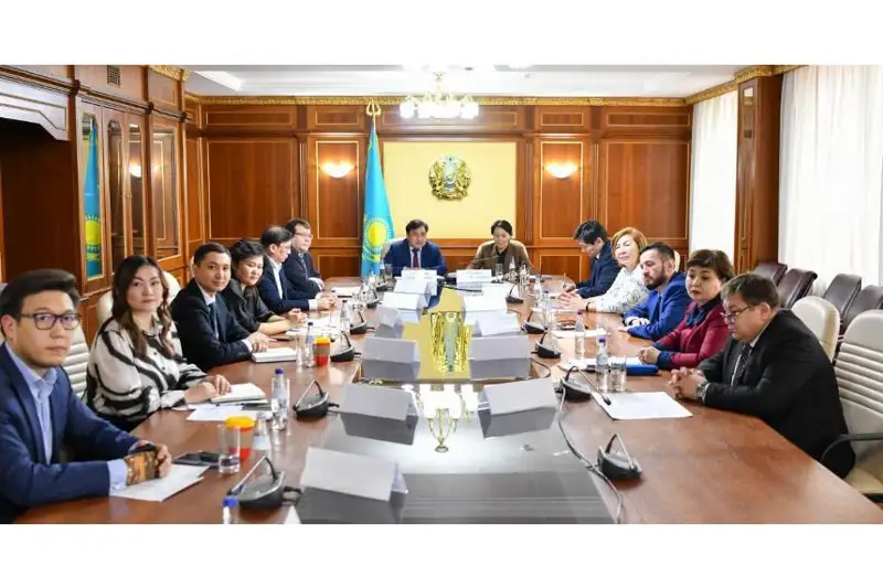 Мемлекеттік қызмет агенттігінде Қоғамдық кеңестің жаңа құрамының отырысы өтті