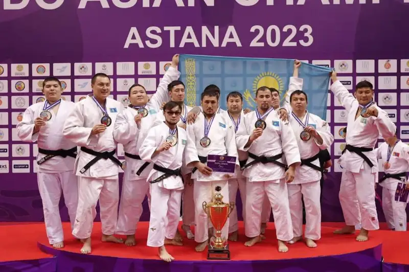Мужская и женская сборные Казахстана по парадзюдо победили в командном чемпионате Азии
