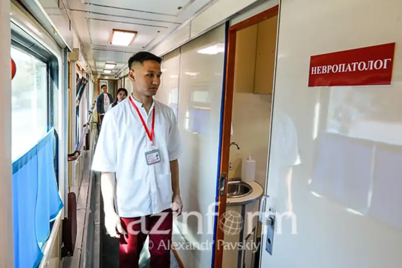 Медицинский поезд «Саламатты Қазақстан» прибудет на станцию Саумалколь