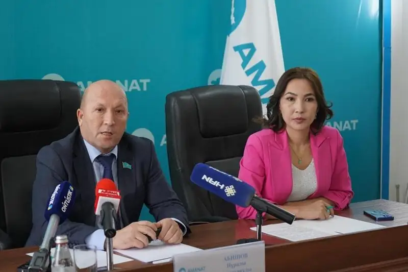 Túrkistan oblysynda sessııaǵa sebepsiz qatyspaǵan depýtattar mandatynan aırylady