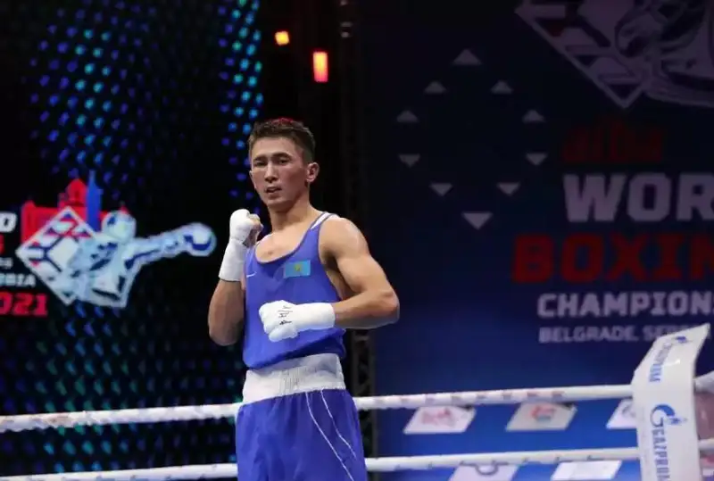 Бокс бўйича ёшлар ўртасидаги Осиё чемпионати: қозоғистонлик Маҳмуд Сабирхан олтин учун кураш олиб боради